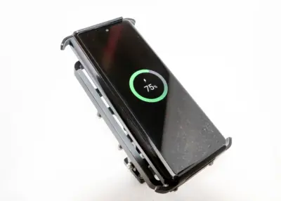SpringLock Fold phone mount with Qi charging - USB C connection